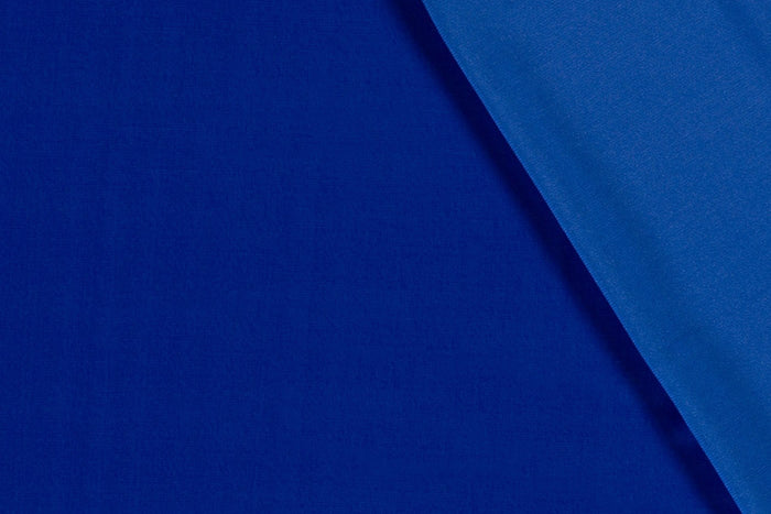 Viskose-Satinstoff in Royal blau, von außen Seidig-glatt von innen Weich 